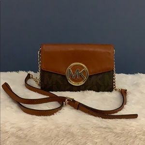 Michael Kors Crossbody